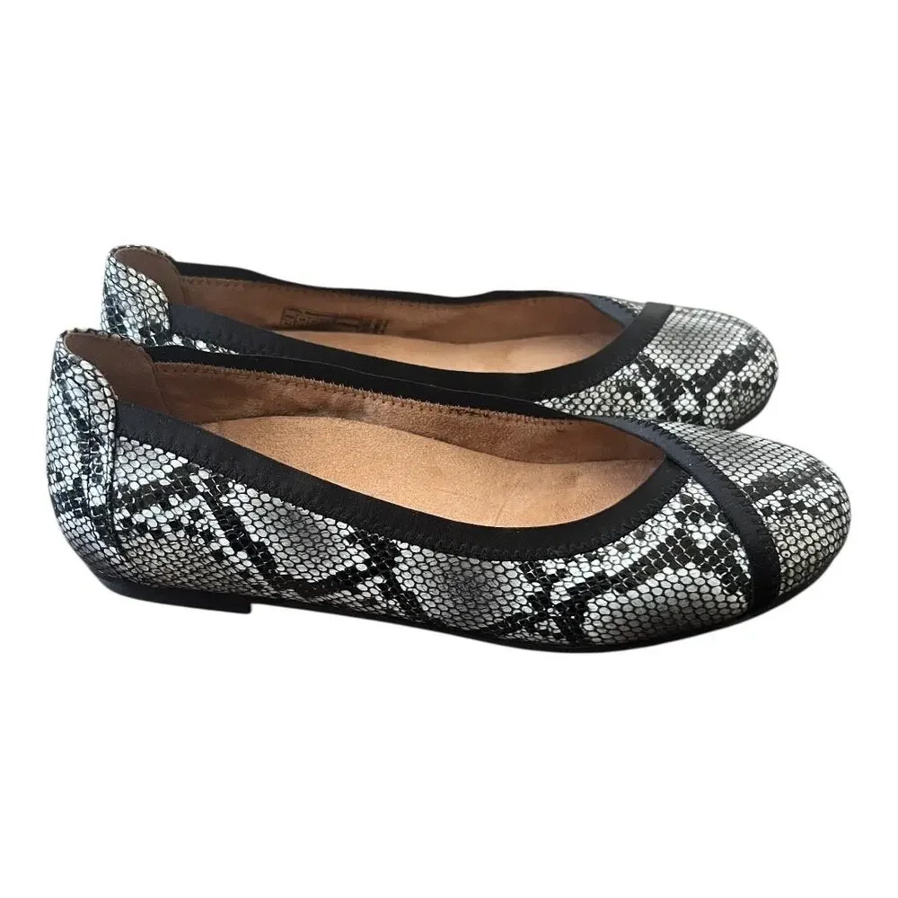Vionic Caroll Leather Snake Print Slip On Flats Size 6.5